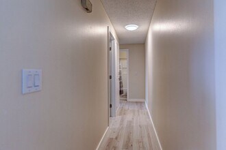 1206 E Heroy Ave in Spokane, WA - Building Photo - Building Photo