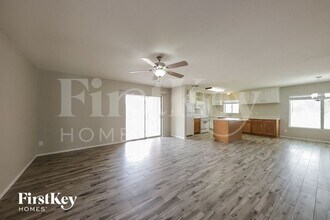 4702 W Paradise Ln in Glendale, AZ - Building Photo - Building Photo