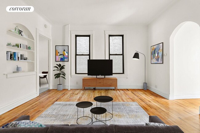 30-43 41st St in Queens, NY - Building Photo - Building Photo