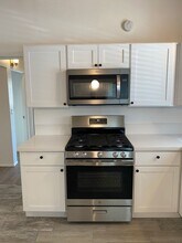 6722 Sabado Tarde Rd in Goleta, CA - Building Photo - Building Photo