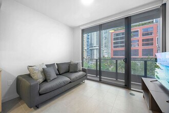 121 NE 5th St, Unit SI ID1509615P in Miami, FL - Building Photo - Building Photo