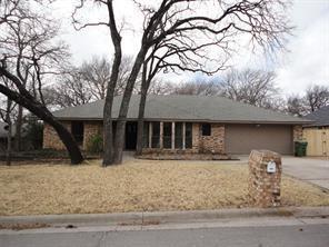 7517 Cimarron Dr in North Richland Hills, TX - Building Photo