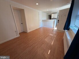 356 Easton Rd in Horsham, PA - Building Photo