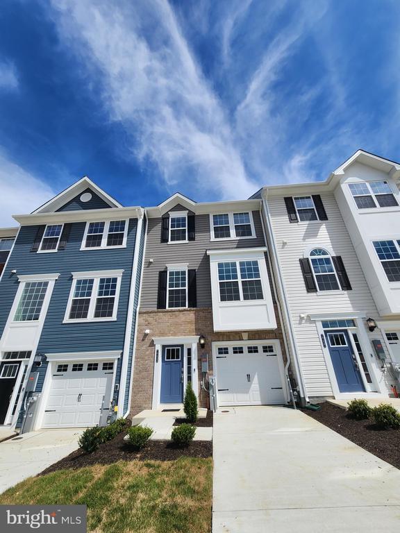 7755 Meander Ct S in Woodlawn, MD - Building Photo - Building Photo