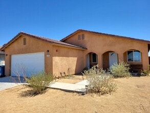 2728 Brighton St in Imperial, CA - Building Photo - Building Photo