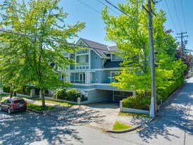 3189 Camosun St in Vancouver, BC - Building Photo