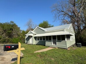 505 E 5th St in West Point, GA - Building Photo - Building Photo