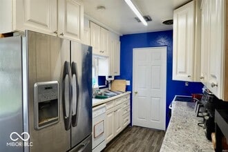 1508 N Woodridge Ave in Muncie, IN - Foto de edificio - Building Photo