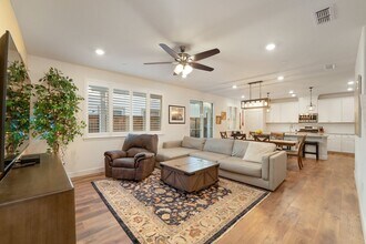 3513 Nuestra Ave in Sacramento, CA - Building Photo - Building Photo