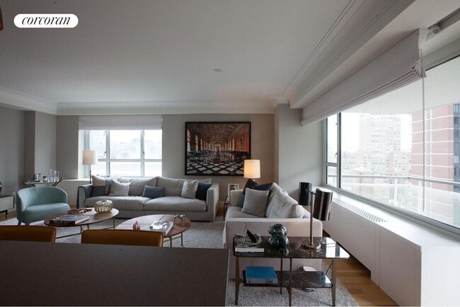 200 E 66th St in New York, NY - Foto de edificio - Building Photo