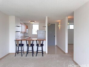 949 Ala Nanala St in Honolulu, HI - Building Photo - Building Photo