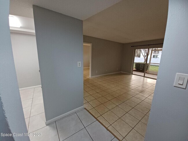 1617 Sunny Brook Ln in Palm Bay, FL - Building Photo - Building Photo