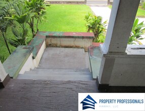 1592 Kilauea Ave in Hilo, HI - Building Photo - Building Photo