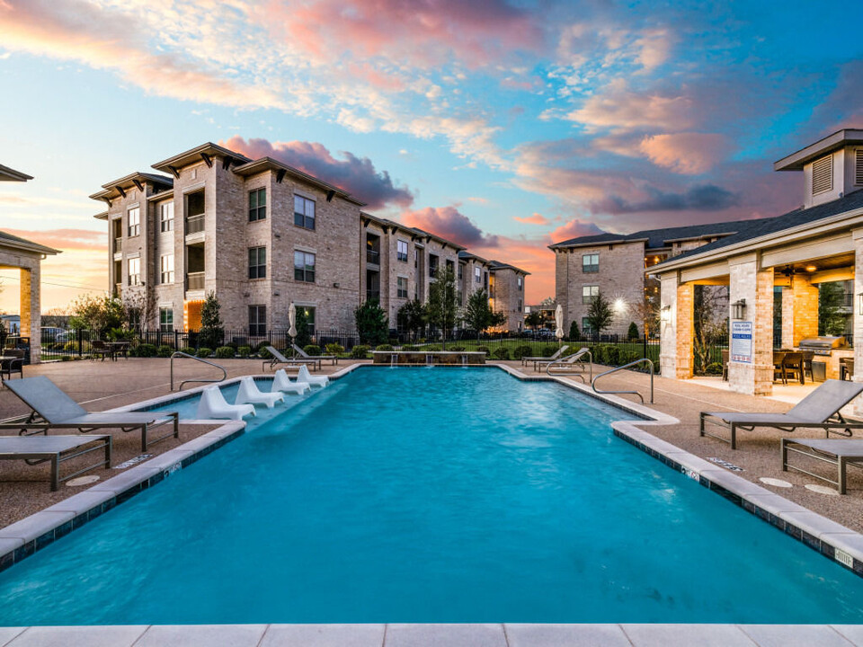 THE MARK ON SOLON in Waxahachie, TX - Foto de edificio