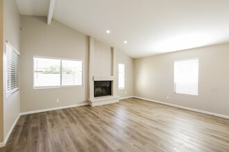2228 E Flossmoor Ave in Mesa, AZ - Building Photo - Building Photo