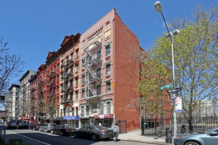 176 Rivington St Apartments