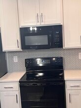 108 Auburn Gate Ln in Auburn, GA - Foto de edificio - Building Photo