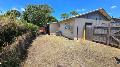 5108 Michigan Ave in West Palm Beach, FL - Building Photo - Building Photo