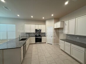 7115 90th St in Lubbock, TX - Building Photo - Building Photo