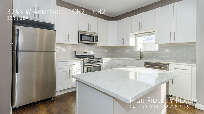 3743 W Armitage Ave in Chicago, IL - Building Photo - Building Photo