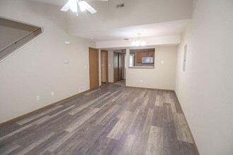 1503 Greensboro Dr in Columbia, MO - Building Photo - Building Photo