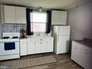 424 S Matlack St in West Chester, PA - Building Photo - Building Photo