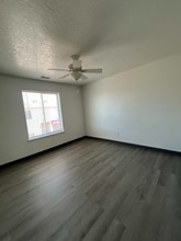 1009 Walnut Dr, Unit Unit C in Farmington, NM - Building Photo - Building Photo