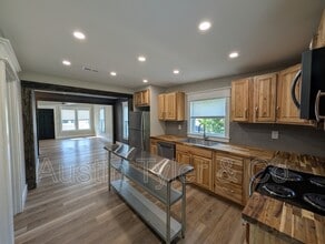 2992 Hospital Dr in Marianna, FL - Building Photo - Building Photo