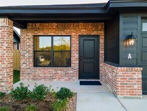 3602 Hill Rd in Killeen, TX - Foto de edificio - Building Photo