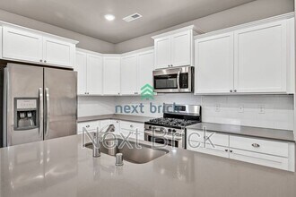 13157 175th Ave E in Bonney Lake, WA - Building Photo - Building Photo
