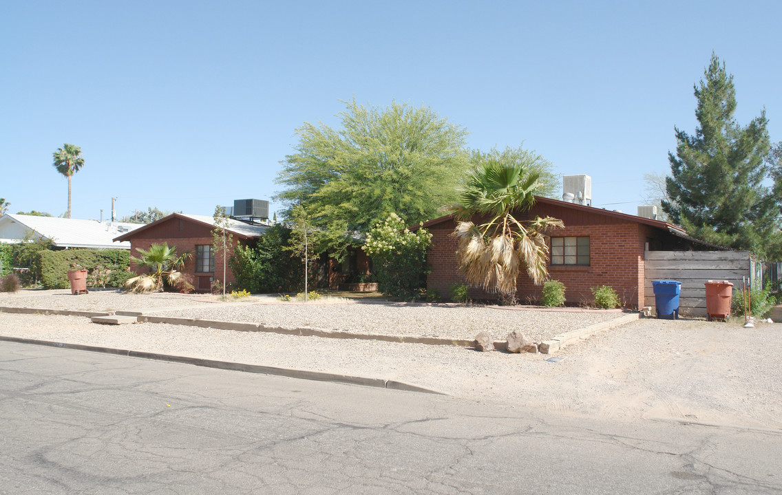 2532-2536 E Linden St in Tucson, AZ - Building Photo