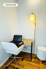 4 Lexington Ave in New York, NY - Building Photo - Building Photo