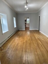 39 Wilmot Rd in Scarsdale, NY - Building Photo - Building Photo