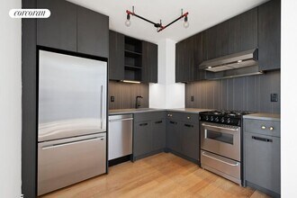 54 Noll St in Brooklyn, NY - Foto de edificio - Building Photo