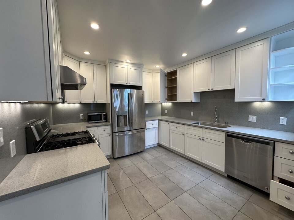 1230 36th Ave in San Francisco, CA - Building Photo