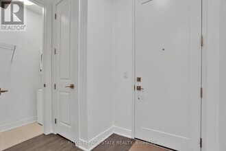 150 Main St W in Hamilton, ON - Building Photo - Building Photo