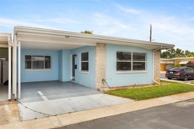250 Rosery Rd NW in Largo, FL - Building Photo - Building Photo