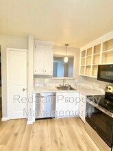 8 Terri Sue Ct in Hampton, VA - Building Photo - Building Photo