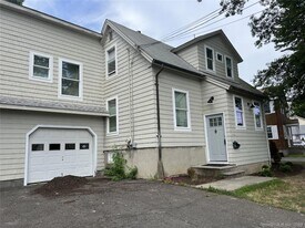 144 Rakoczy Ave in Fairfield, CT - Building Photo