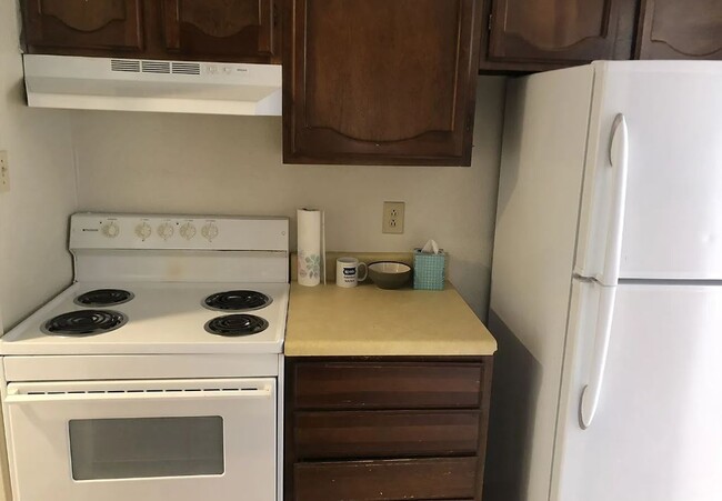 3205 Eagle Hill Ct, Unit D in Bryan, TX - Foto de edificio - Building Photo