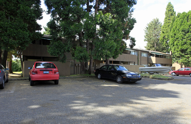 Kane Meadows Apartments in Gresham, OR - Foto de edificio - Building Photo