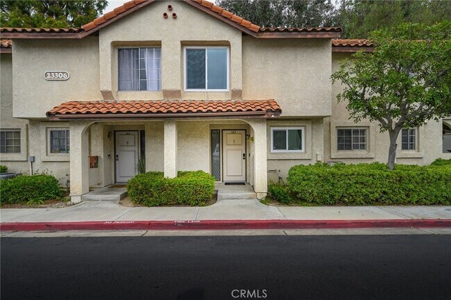 23306 La Mar in Mission Viejo, CA - Foto de edificio - Building Photo