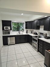 8119 Harding Ave in Miami Beach, FL - Building Photo - Building Photo