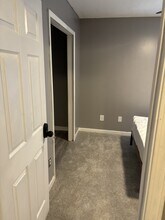 559 Woodlawn Ave NW, Unit Unit B in Atlanta, GA - Building Photo - Building Photo