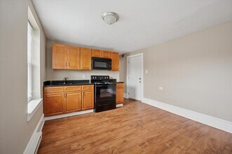 2111 Orthodox St in Philadelphia, PA - Building Photo - Building Photo