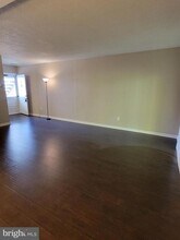 411 Stiles Ave in Maple Shade, NJ - Building Photo - Building Photo