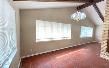 3815 Ridgeline Dr in San Antonio, TX - Building Photo - Building Photo