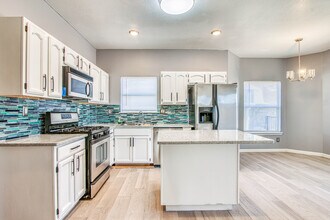 12325 Tierra Bella Dr in El Paso, TX - Building Photo - Building Photo