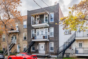 2148 De Villiers Rue in Montréal, QC - Building Photo