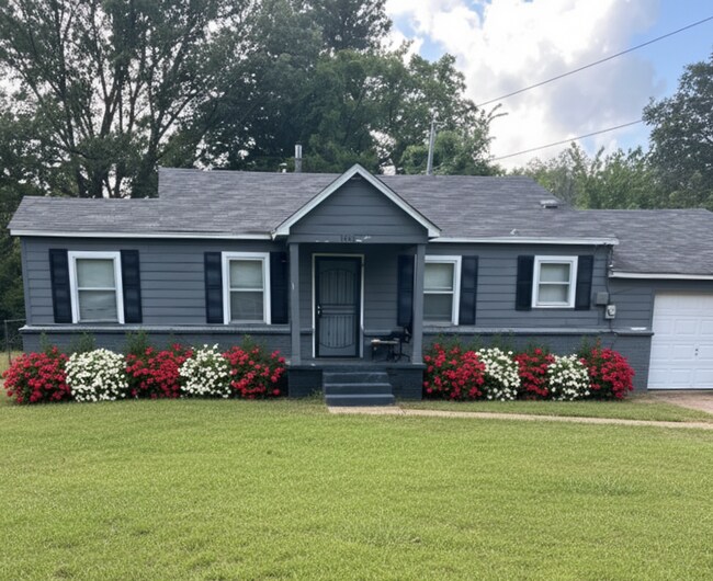 property at 1231 Pera Ave